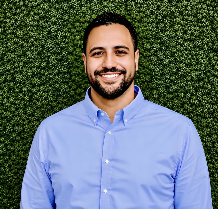 Steven — cofundador de Universal Taxes & More en Bonita Springs